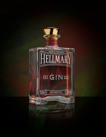 Bottle red ambient side